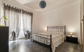 Angelini'S Cozy Flat